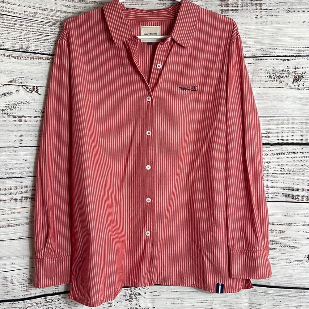 Court & Rowe striped button up embroidered preppy shirt‎